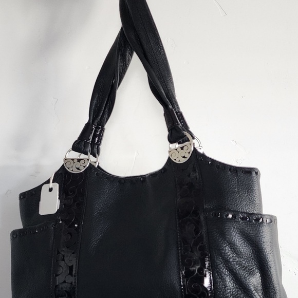 Sold - Picture 3 of 8